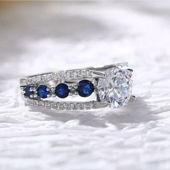 Blue Sapphire & Clear White Diamond Center Stone & Baguette Diamonds P - Picture 8 of 9